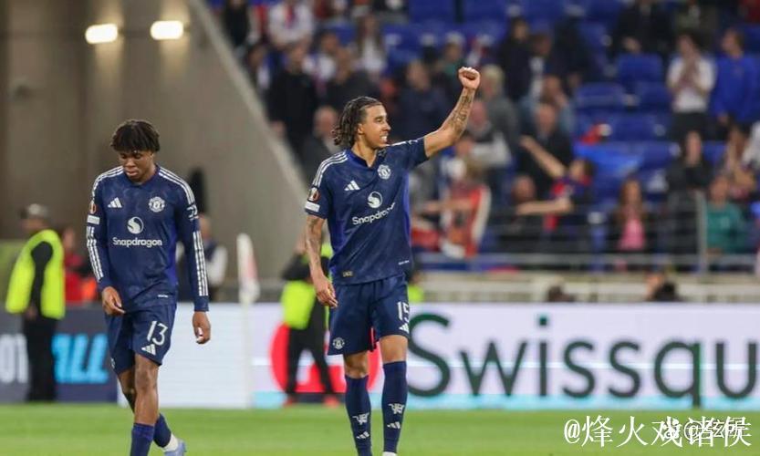 欧联-奥纳纳两送大礼 曼联2-2遭里昂绝平